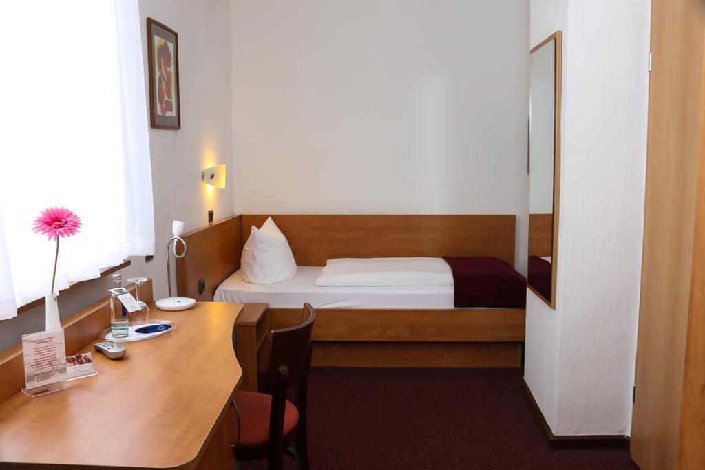 City Hotel Journal ولفسبورج المظهر الخارجي الصورة